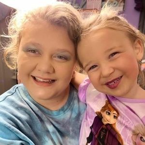 Meet your Posher, Makayla